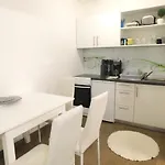 Modern Center Studio Under The Castle - Free Parking Lublana
