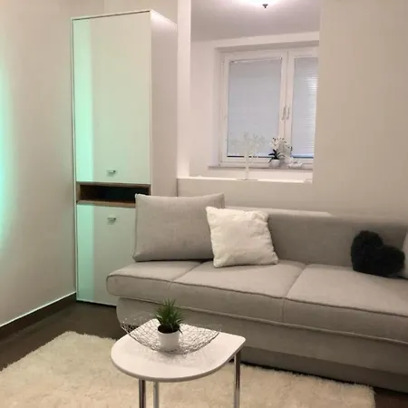 Modern Center Studio Under The Castle - Free Parking Liubliana