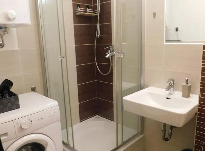 Modern Center Studio Under The Castle - Free Parking Lublana