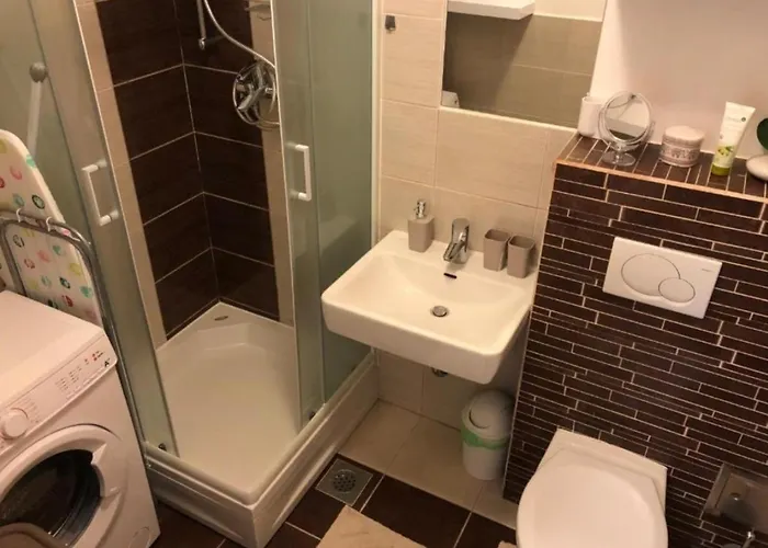 Apartament Modern Center Studio Under The Castle - Free Parking